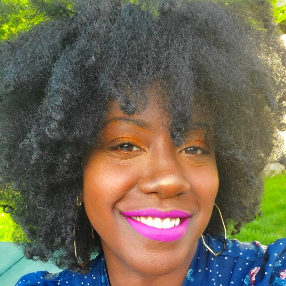 Meet your Posher, Kinya